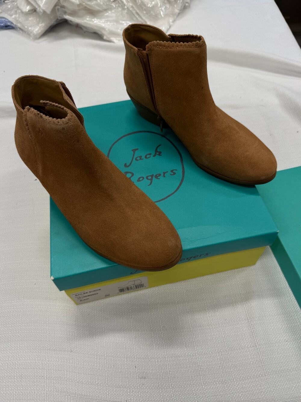 Jack Rogers Ankle Booties Womens 9M Tan Suede Side Zip Low Heel Boots